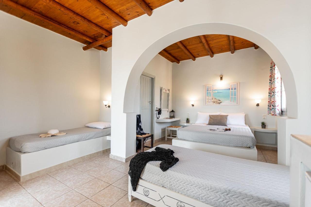 Michalios Luxury Apartments Koufonisia Buitenkant foto