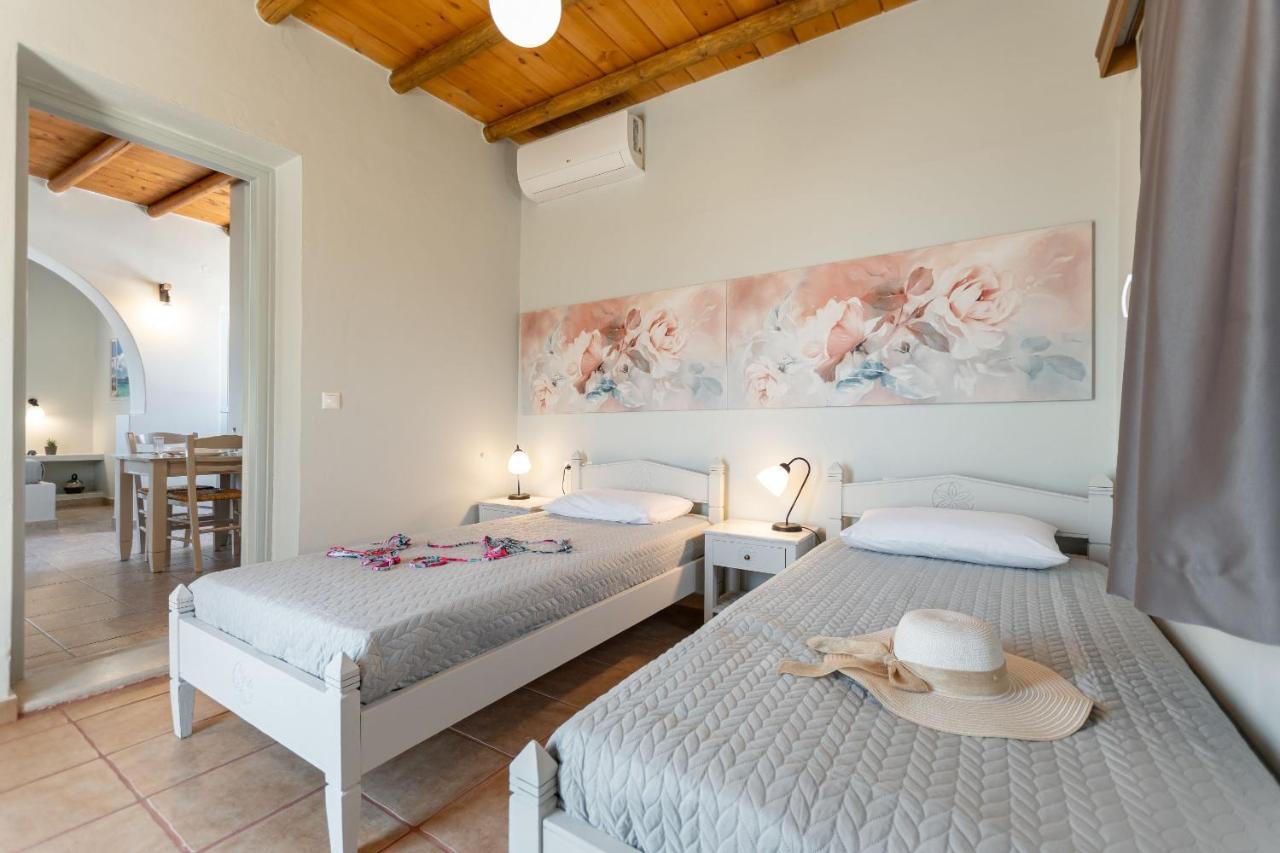 Michalios Luxury Apartments Koufonisia Buitenkant foto